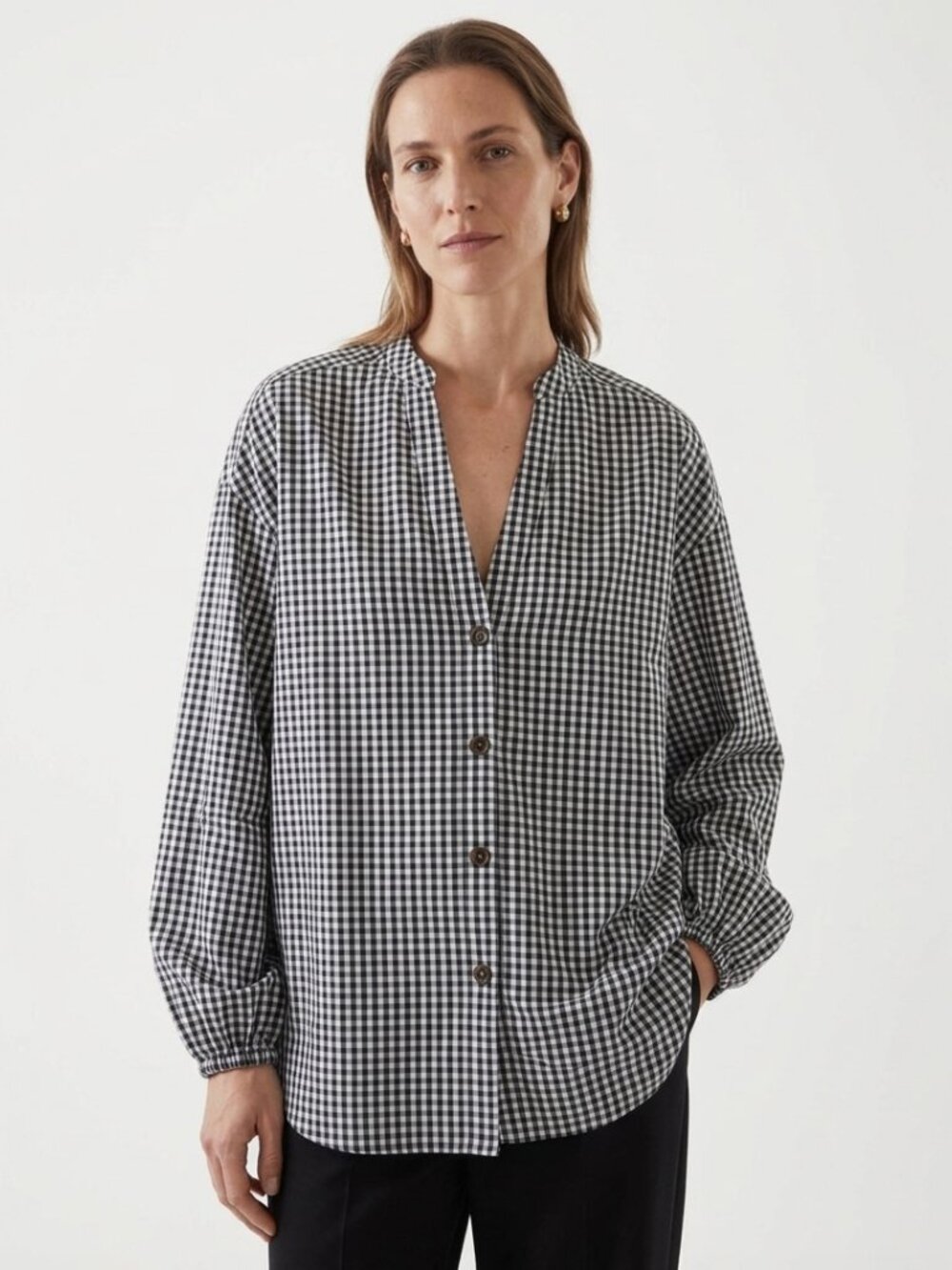 PILCRO WHITE BLUE CHECKERED GINGHAM OVERSIZED COLLARLESS BUTTON DOWN SHIRT - L